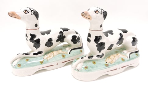 Mottahedeh lot of 2 black and white