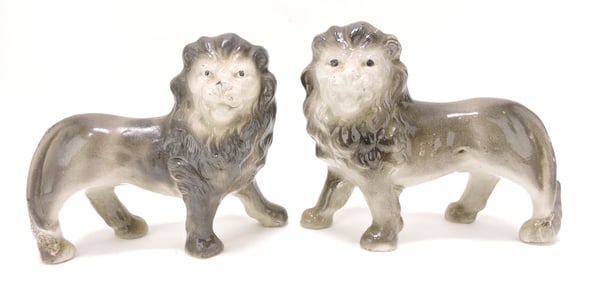 Staffordshire pair of lions, 7"h