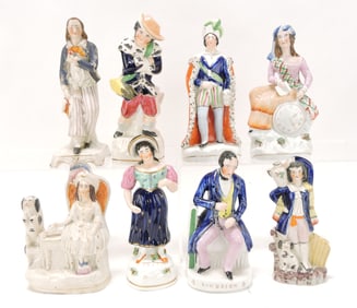 Staffordshire lot of 8 figures, 7" to 9",