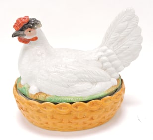 Staffordshire hen on nest with insert and