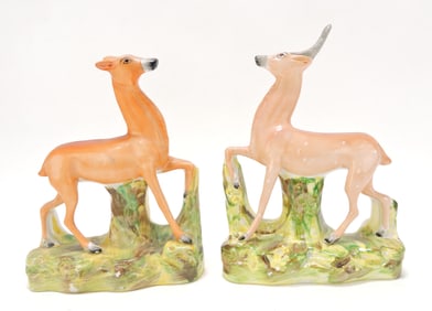 Staffordshire pair of deer figures, 7"
