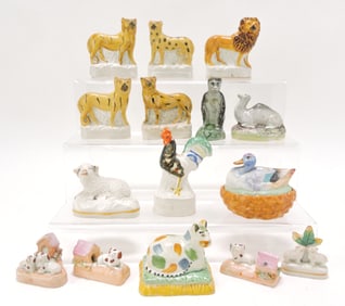 Staffordshire lot of 15 miniatures -