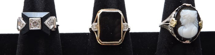 Ladies 14k gold and black onyx