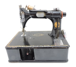 Singer Featherlite sewing machine