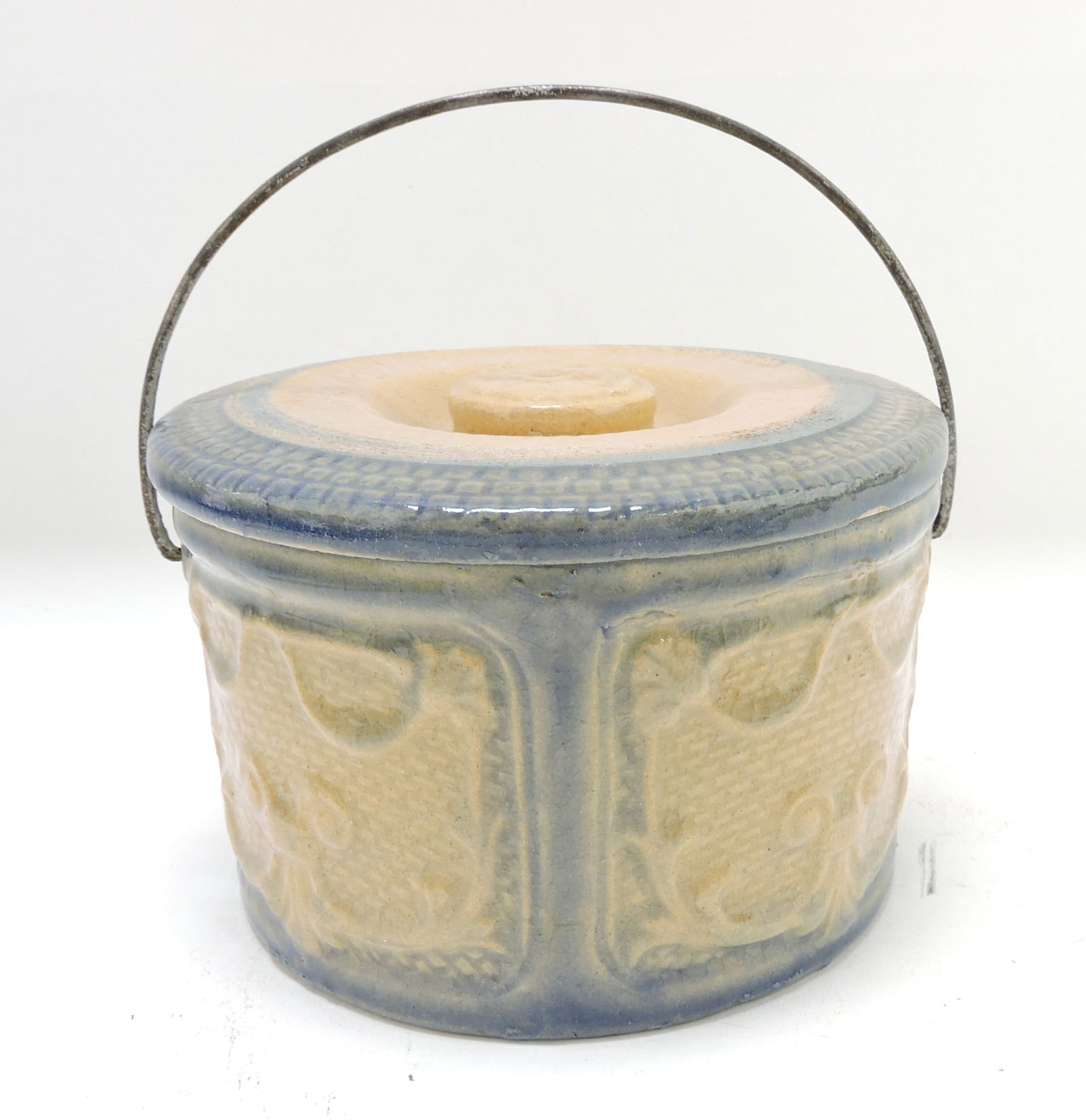 Blue & white salt glaze stoneware: butter crock with wire bail handle, 4"