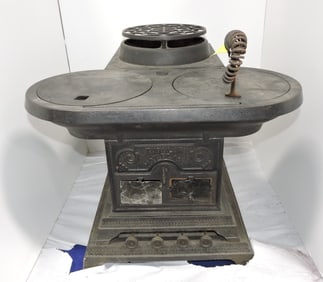 R.E. Dietz 1883 cast iron 'Tubular