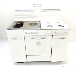 Home Comfort kitchen range,