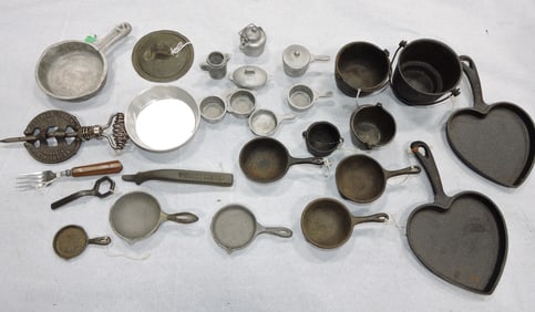 Lot of cast iron and cast aluminum