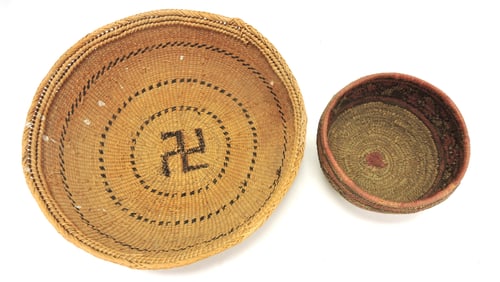 Lot of 2 American Indian baskets,