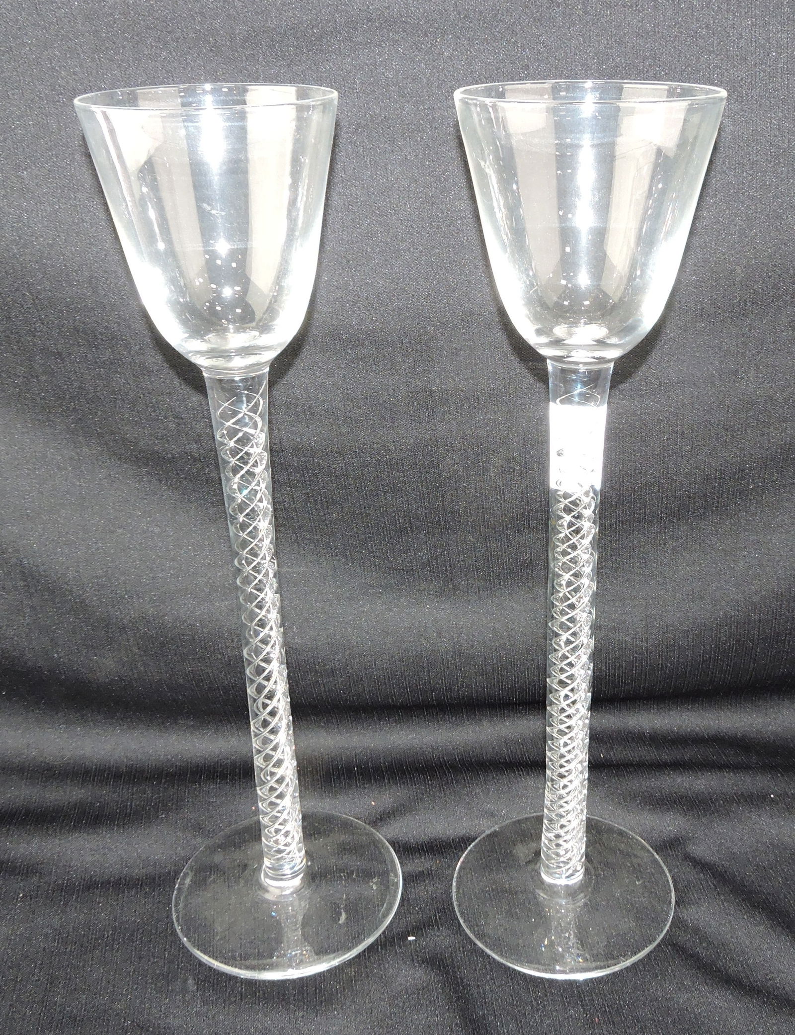 Steuben crystal pair of chalice/goblets (1 of 1)