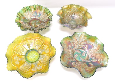 Green carnival glass lot of 4 bowls,