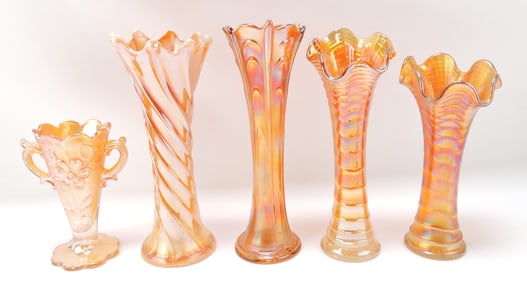 Carnival glass lot of 5 vases,