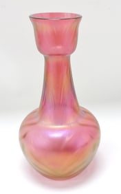 Loetz (attributed) 8 1/4" art glass vase
