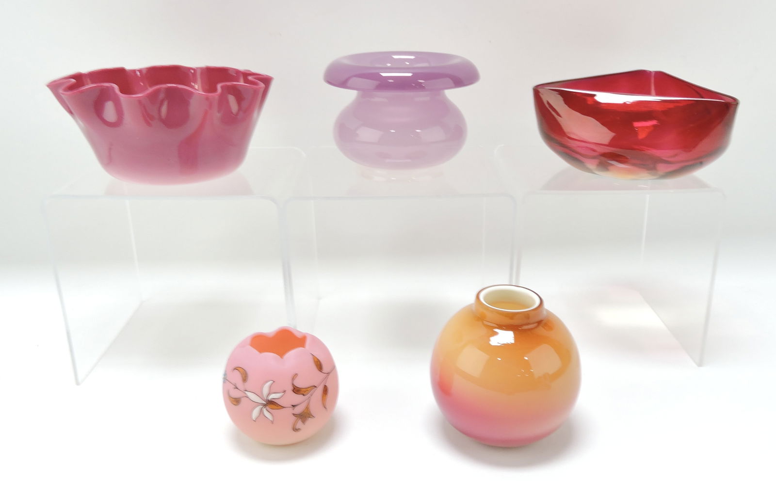 Lot of 5 assorted glass pieces, (1 of 1)