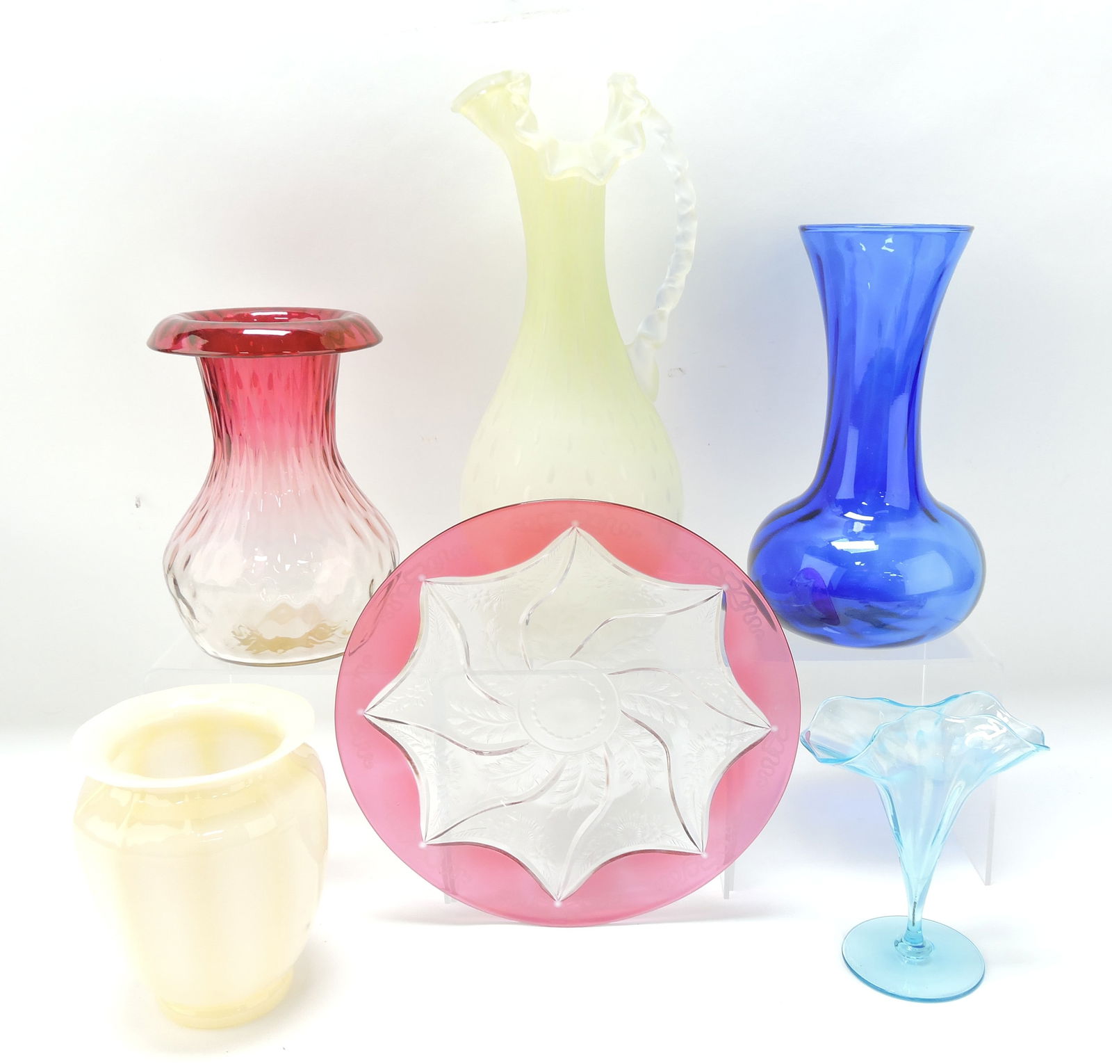 Lot of 6 assorted glass pieces, (1 of 1)