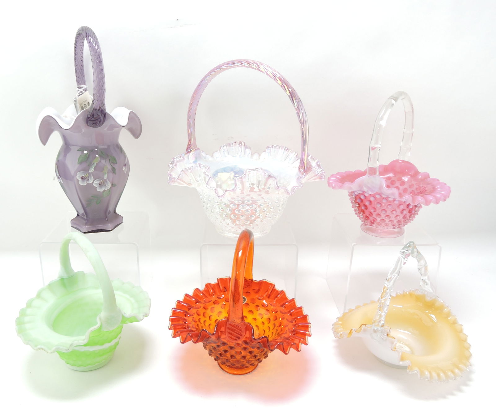 Fenton lot of 6 glass baskets, (1 of 1)