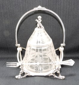 Victorian pickle castor with clear glass