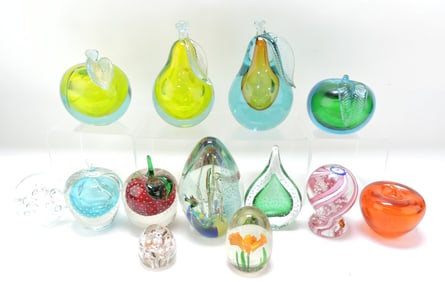 Murano lot of 14 paperweights, 2" to