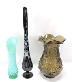 Lot of 3 vases:
