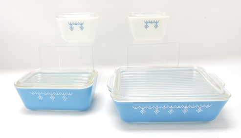 Pyrex 4 pc refrigerator set