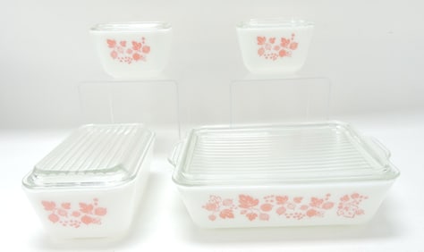 Pyrex 4 pc refrigerator set
