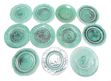 Majolica dark green lot of 11 scenic