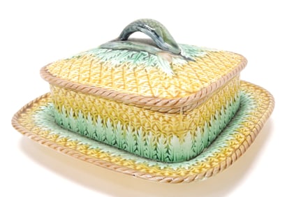 Majolica pineapple sardine box,