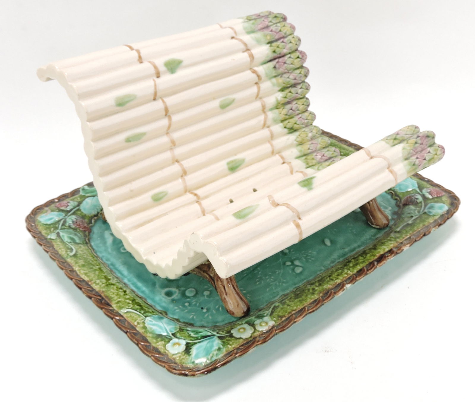 Majolica asparagus cradle and tray,: 13"