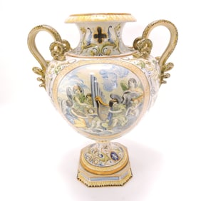Large Italian majolica vase with