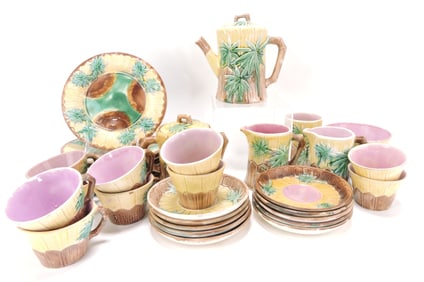 Etruscan majolica bamboo 34 piece