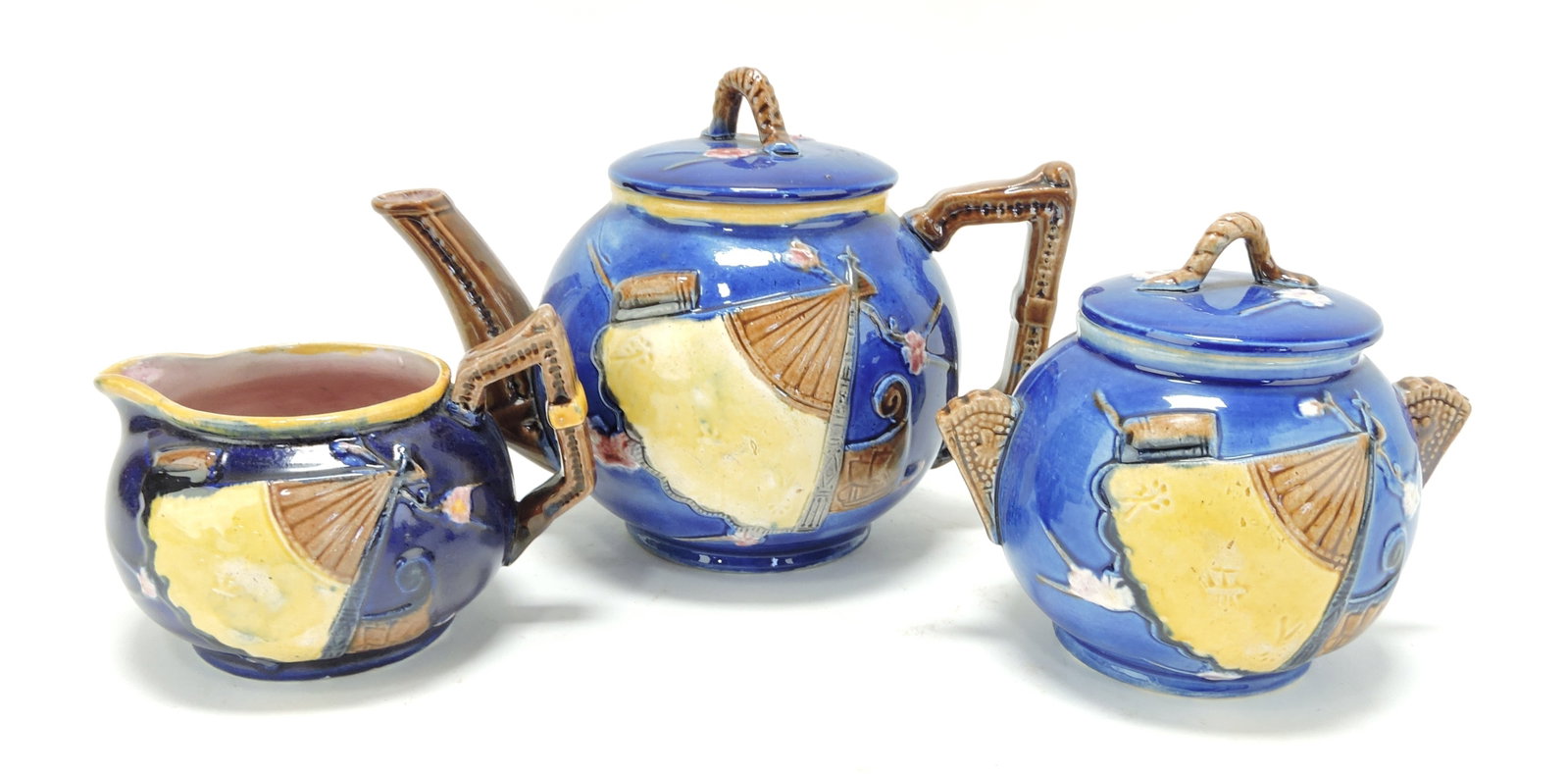 Majolica cobalt fan and scroll 3 piece: tea set, 3" to 5 1/2"