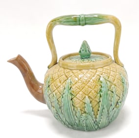Majolica pineapple tea kettle, 7"