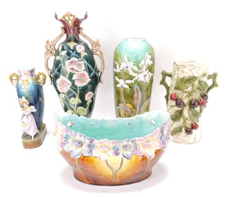 Continental lot of 4 vases and one