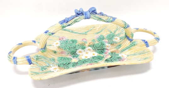 Wedgwood majolica strawberry server,