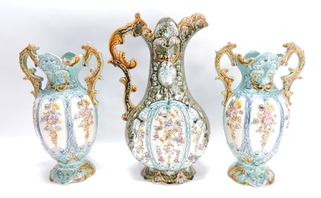Majolica 3 piece garniture set,