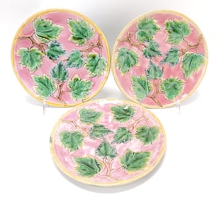 Etruscan majolica lot of 3 maple leaf
