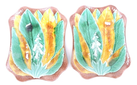 Wedgwood majolica pair of foxglove