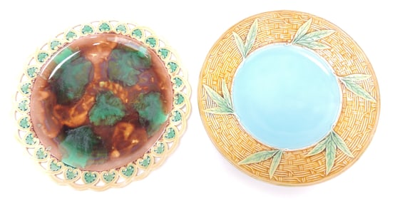 Majolica lot of 2 plates: