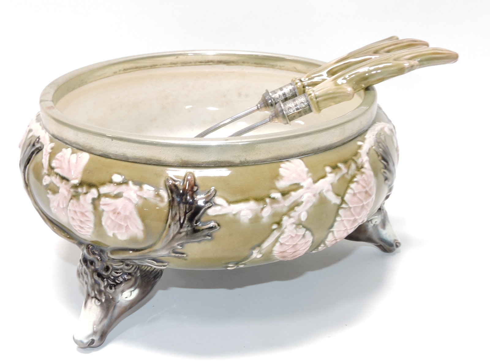 Wedgwood Argenta majolica salad bowl: 10", and matching majolica handled salad spoon and fork