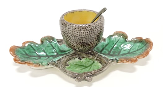 Wedgwood acorn and oak leaf