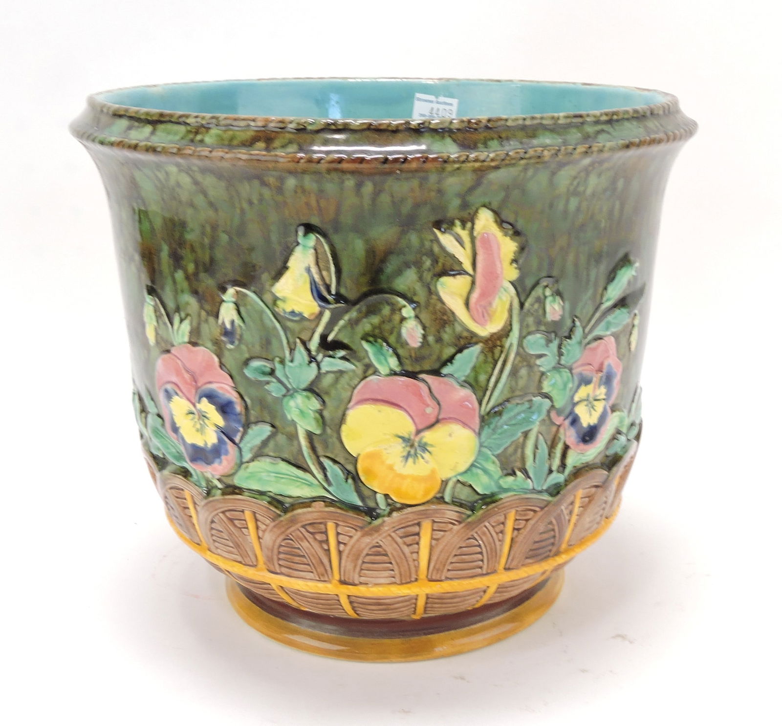 Copeland majolica wicker and pansy (1 of 1)