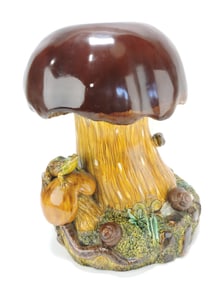 Choisy-le-Roi majolica mushroom