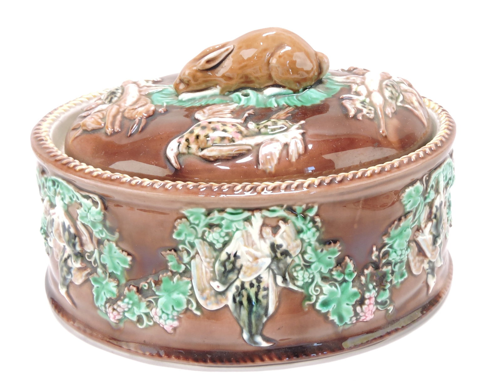 Wedgwood majolica game dish with: rabbit finial, 5 1/2"h, 9"w