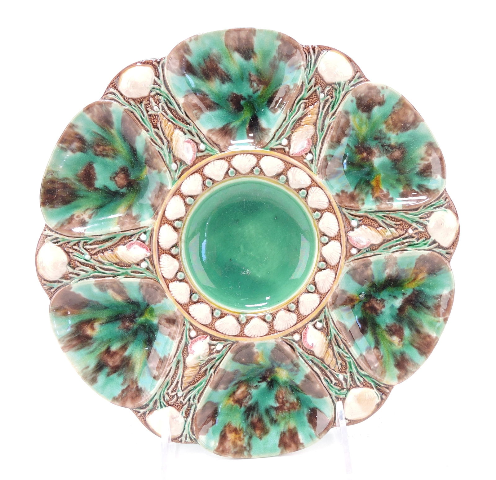 Minton majolica mottled six well oyster: plate, shape no 1323, 9"