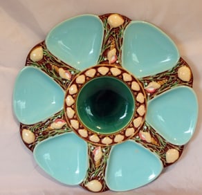 Minton majolica six well sea foam