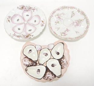 Porcelain lot of 3 oyster plates,