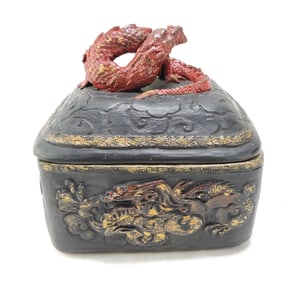 Chalkware humidor with dragon on