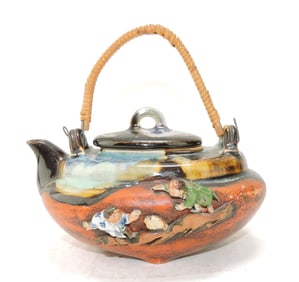 Japanese Sumida Gawa teapot,