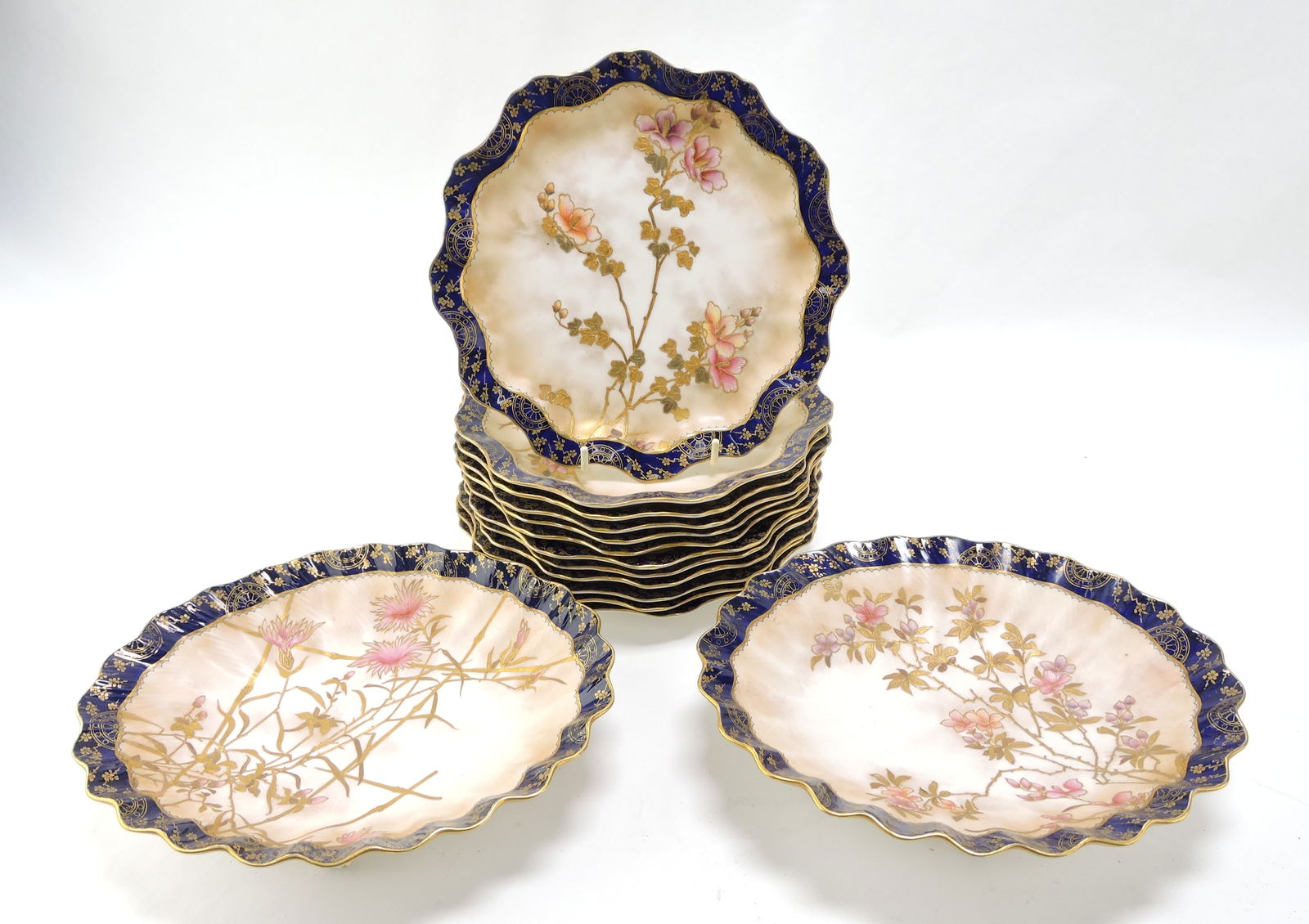 Doulton Burslem 14 pc dessert set (1 of 7)
