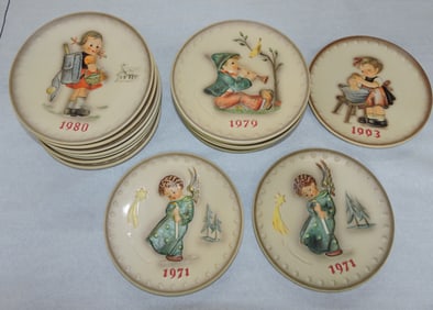 Hummel lot of 16 annual plates,